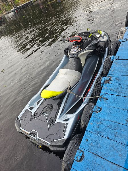 cota  26.500 jet ski seadoo